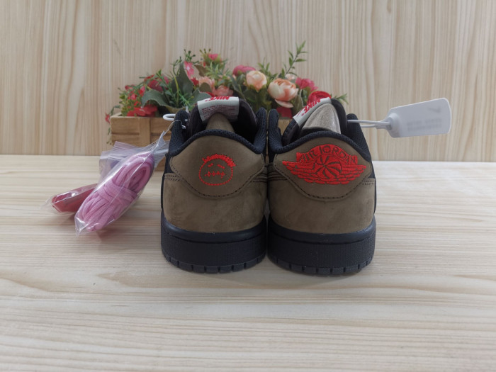 Travis Scott x Air Jordan 1 Low OG “Velvet Brown” DM7866-202