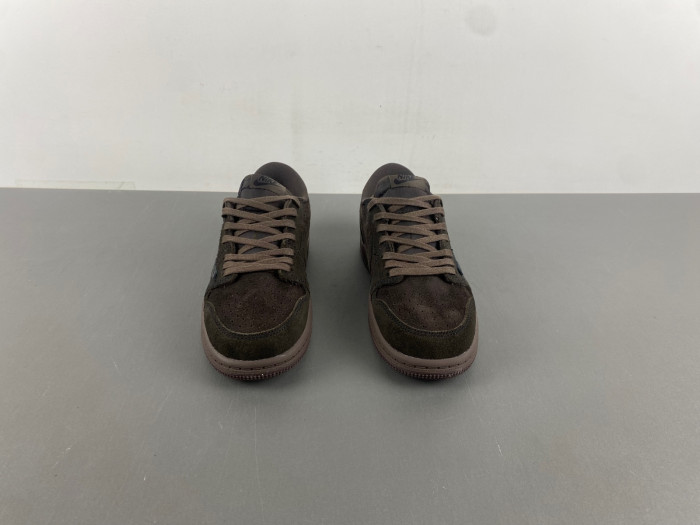 Travis Scott x Air Jordan 1 Low OG “Velvet Brown” DM7866-202.