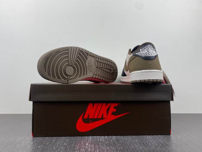 Air Jordan 1 travis scott low top DM7866-902