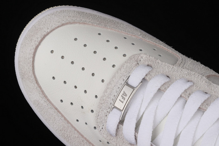 Nike Air Force 1 Low SP Undefeated 5 On It Dunk vs. AF1 DM8461-001