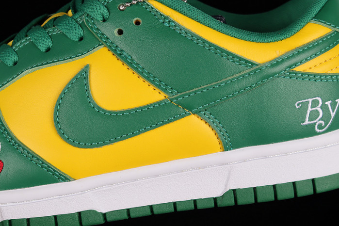 NIKE SB DUNK X SUPREM3 DO7412-983