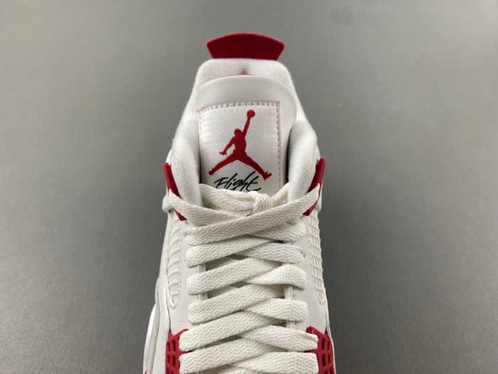 Nike SB x Air Jordan 4 “Varsity Red” DR5415-106