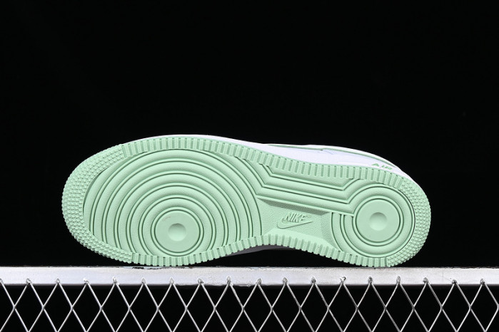 Nike Air Force 1 Low DV0788-105
