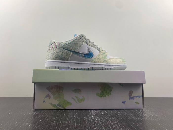 Nike SB Dunk Low DV0831-101