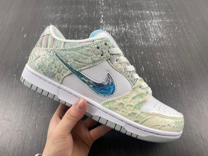 Nike SB Dunk Low DV0831-101