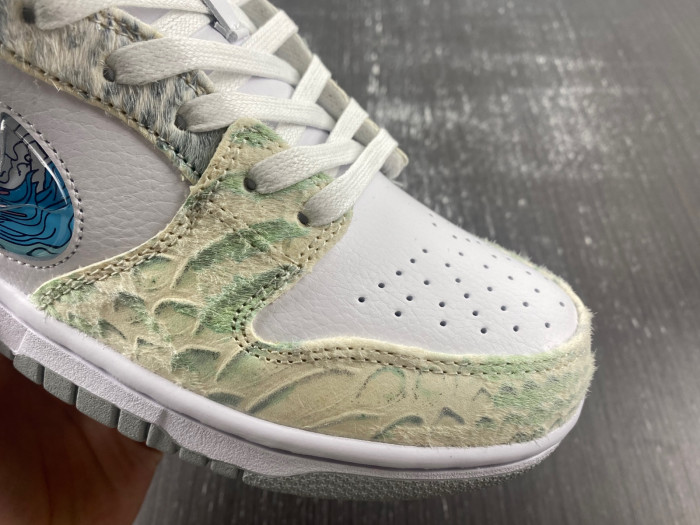 Nike SB Dunk Low DV0831-101