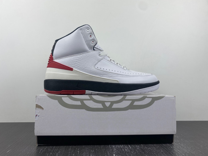 Air Jordan 2 Retro OG Chicago DX2454-106
