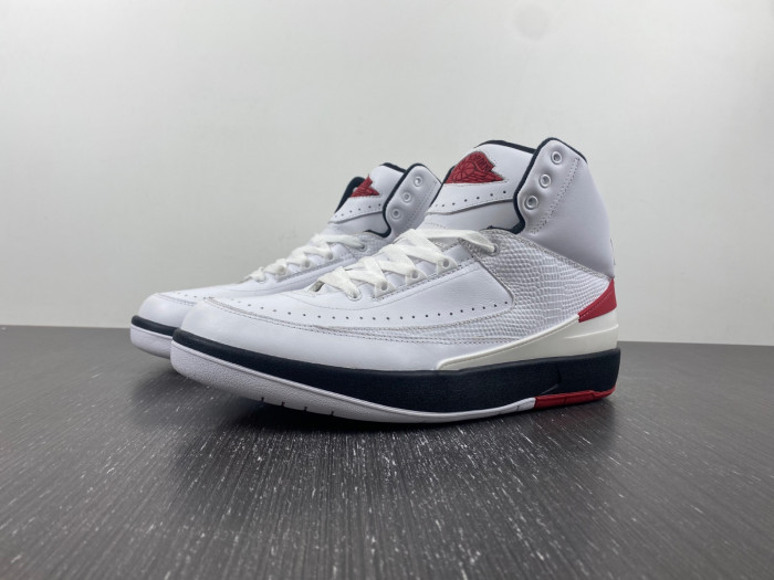 Air Jordan 2 Retro OG Chicago DX2454-106