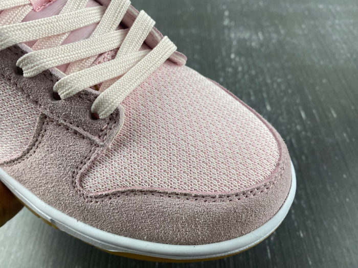 Nike Dunk Low Teddy Bear DZ5318-640
