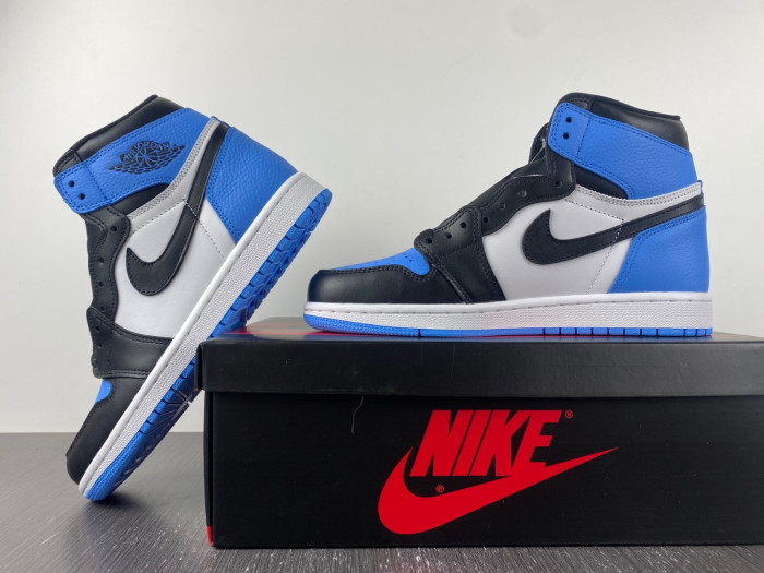 Air Jordan 1 High OG University Blue DZ5485-400
