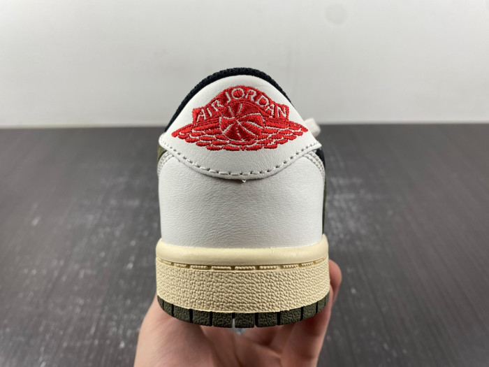 KIDS TRAVIS SCOTT SHOES