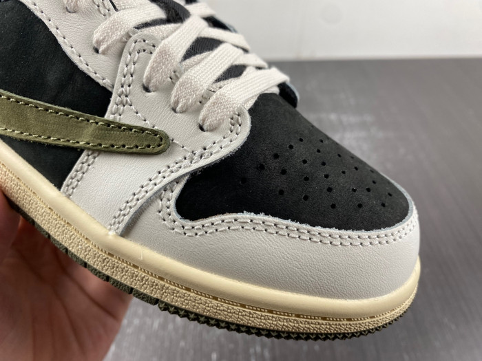 KIDS TRAVIS SCOTT SHOES