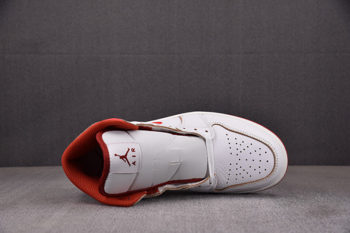 Air Jordan 1 Mid SE Dune Red FJ3458-160