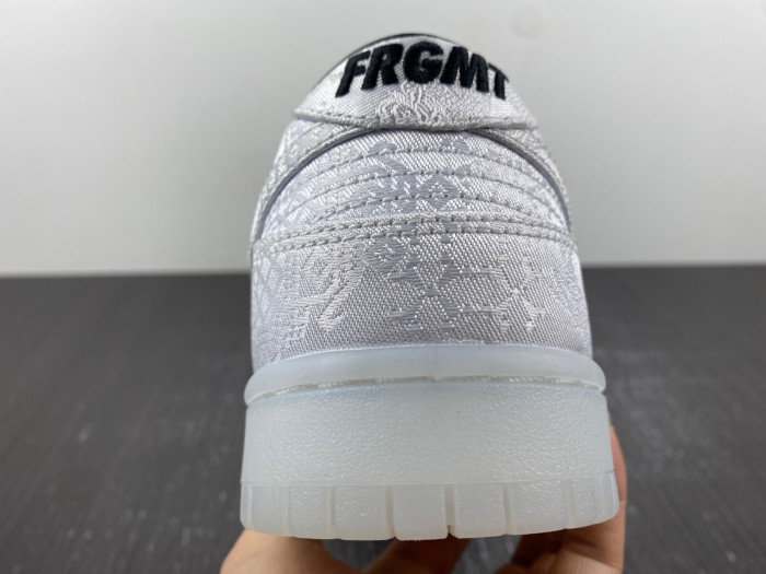 Clot x Fragment x Nike Dunk Low FN0315-110