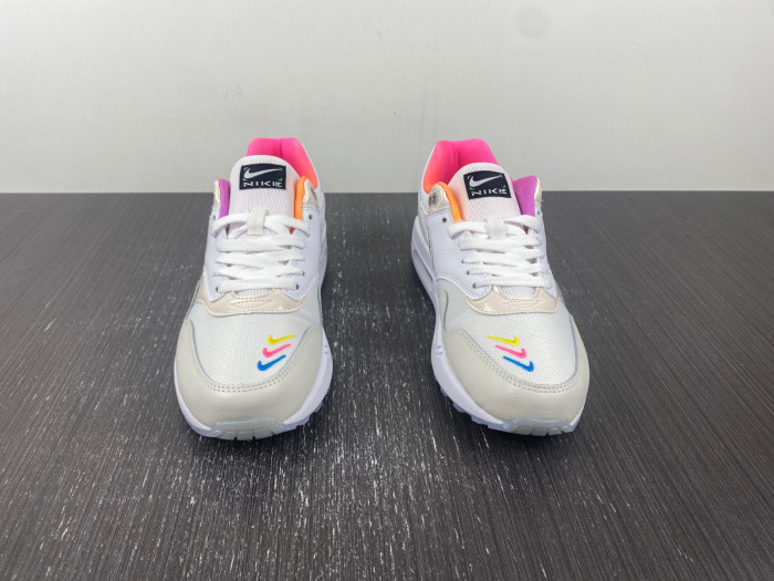Nike Air Max 1 "Unlock Your Space" FN0608-101