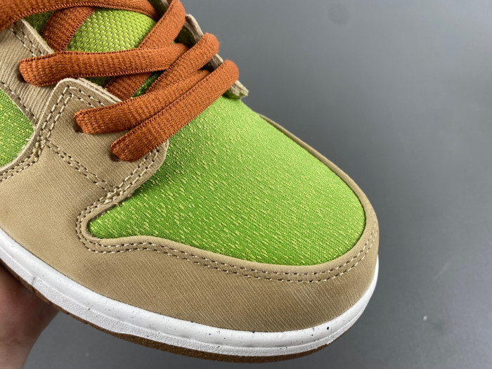 Nike SB Dunk Low Escargot FQ7585-200