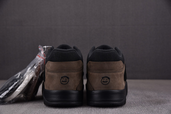 The Travis Scott x Jordan Jumpman Jack Mocha FZ8117-204