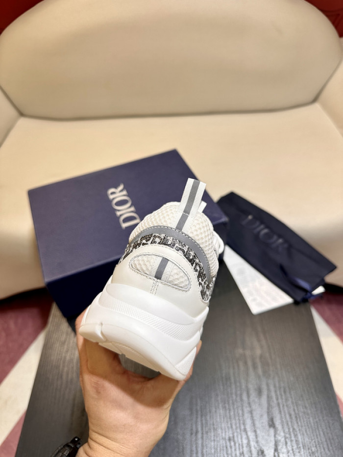 B22 TRAINER SNEAKER