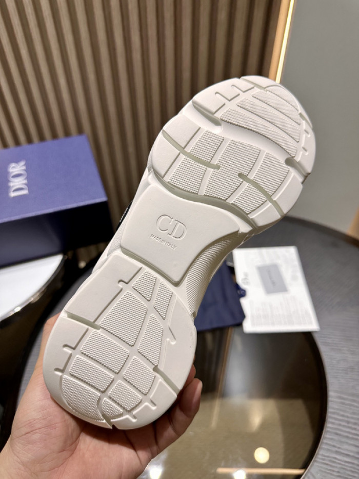 B22 TRAINER SNEAKER