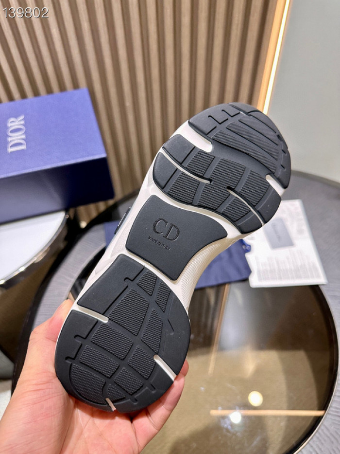 B22 TRAINER SNEAKER