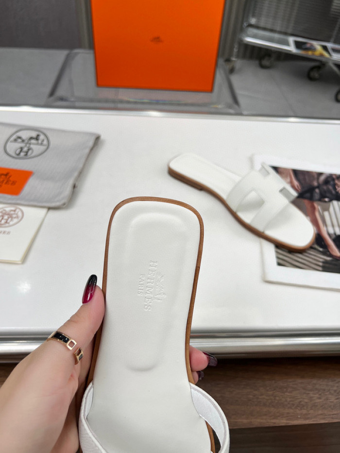 Hermes Sandals