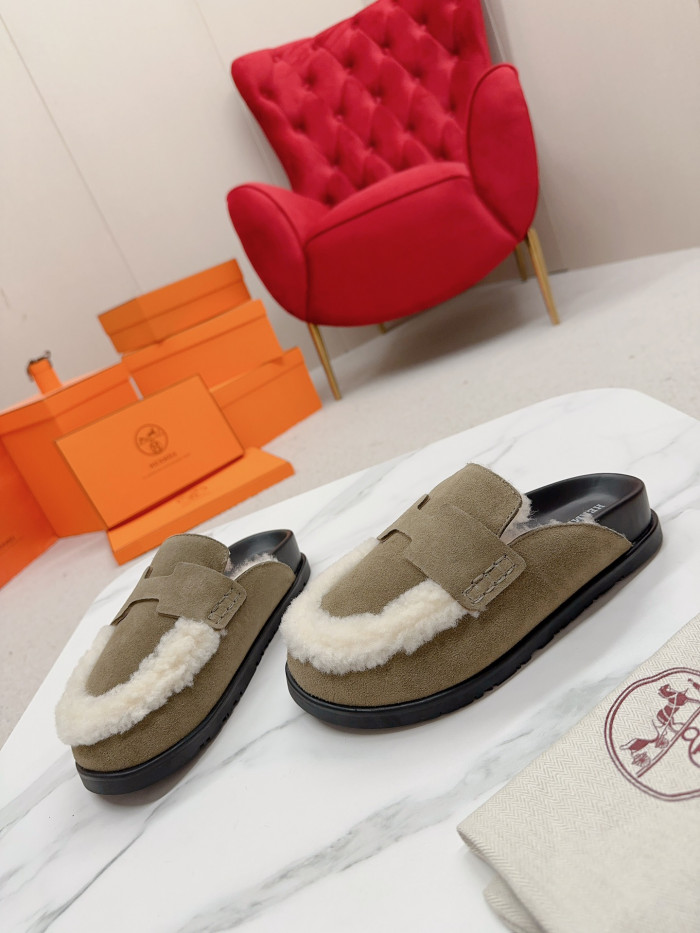 Hermes Sandals