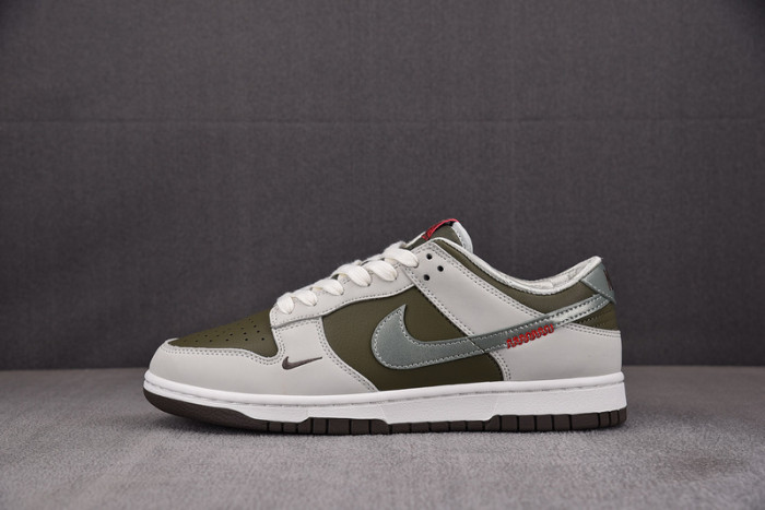 Nike Dunk Low “Year of the Snake” HV5980-231