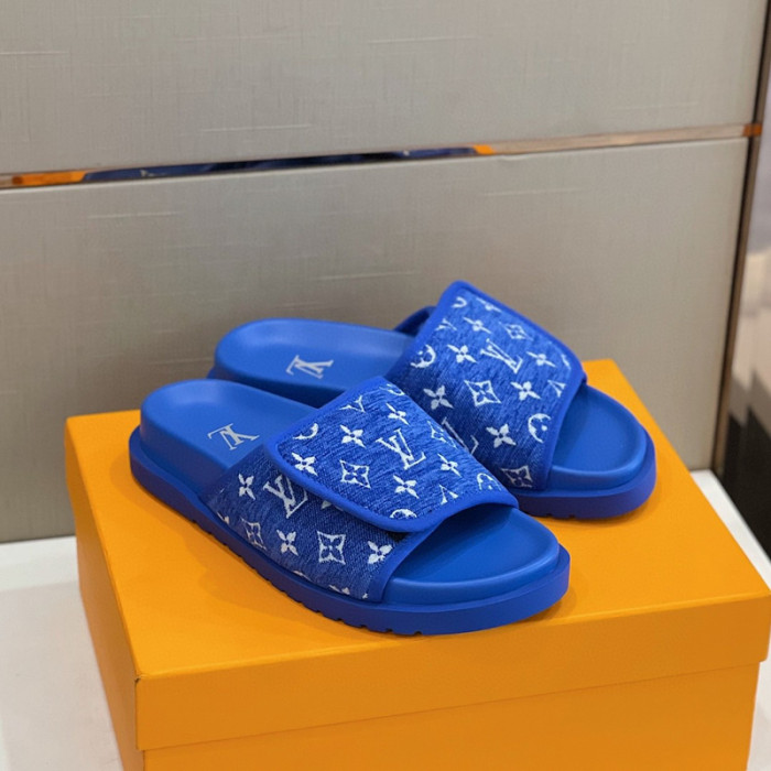 L1VV SANDALS