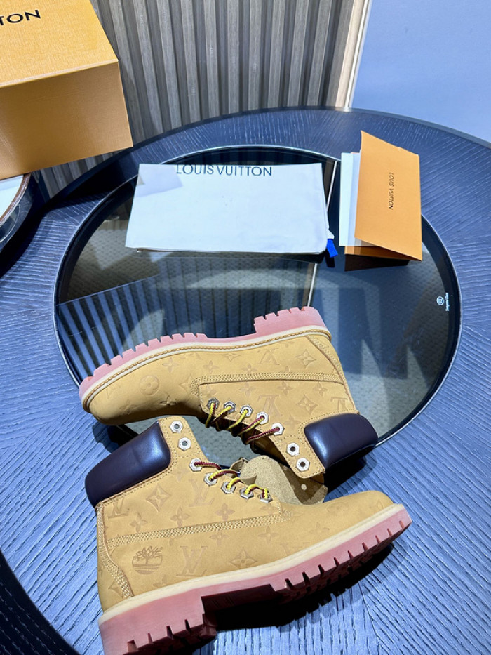 L1VV Boots