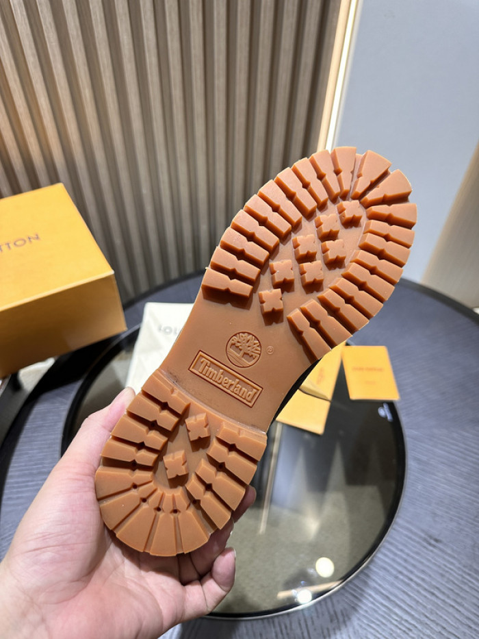 L1VV Boots