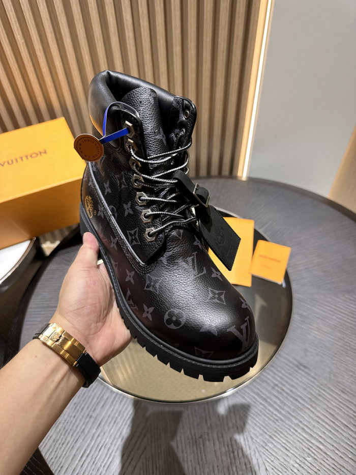 L1VV Boots
