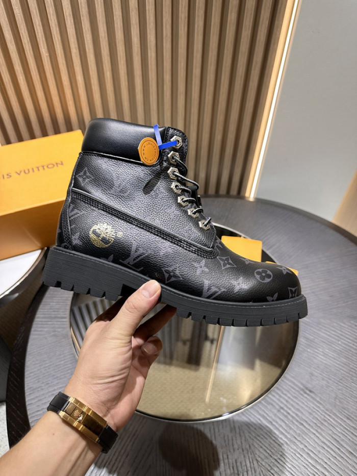 L1VV Boots
