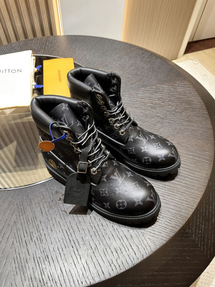 L1VV Boots