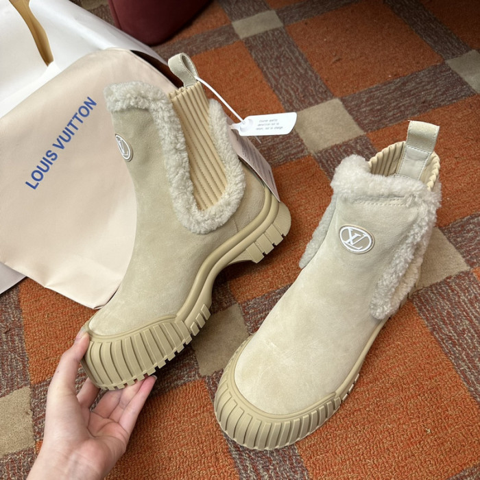 L1VV Boots