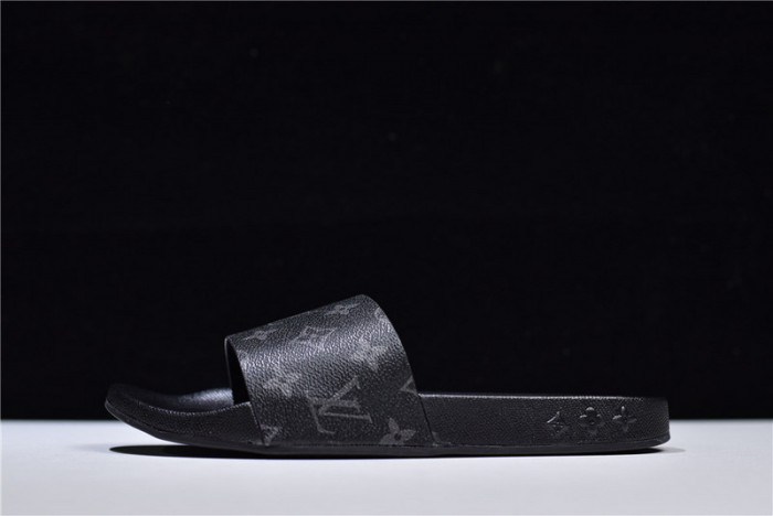 L1VV SANDALS