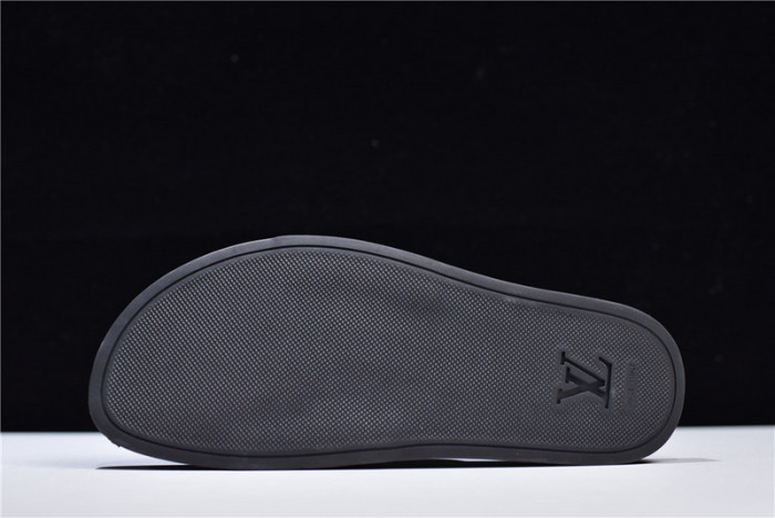L1VV SANDALS