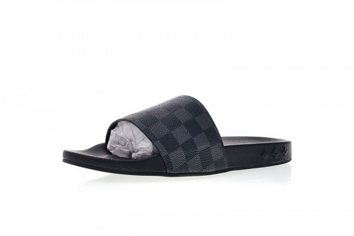 L1VV SANDALS