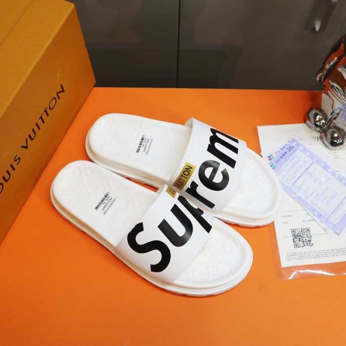 L1VV SANDALS