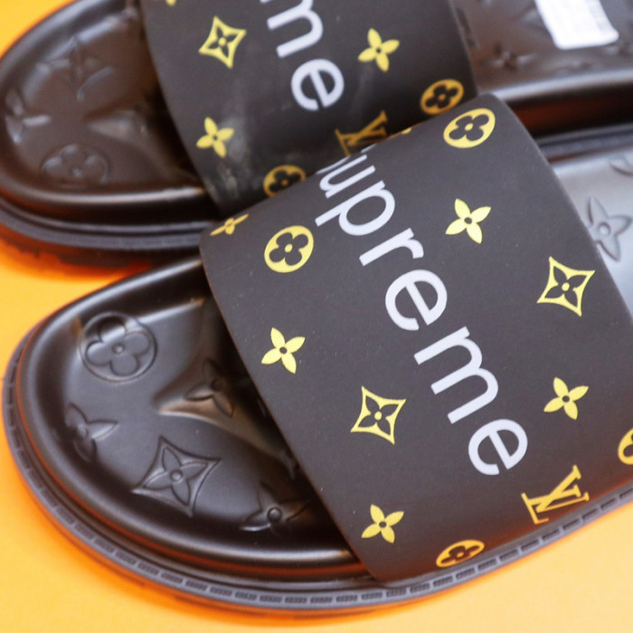 L1VV SANDALS