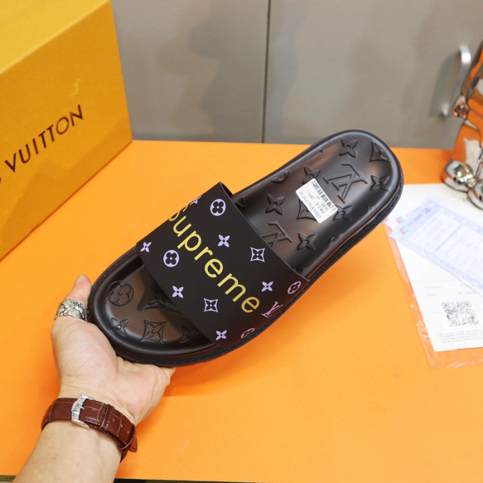 L1VV SANDALS