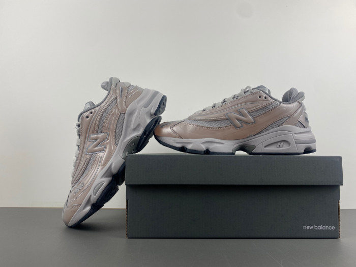 New Balance 1000 Silver Reflective M1000TE