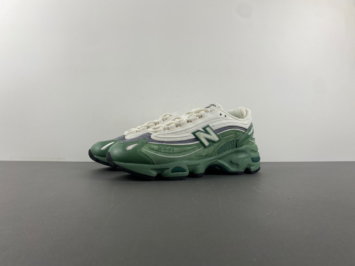 New Balance 1000 Green Grey M1000WA