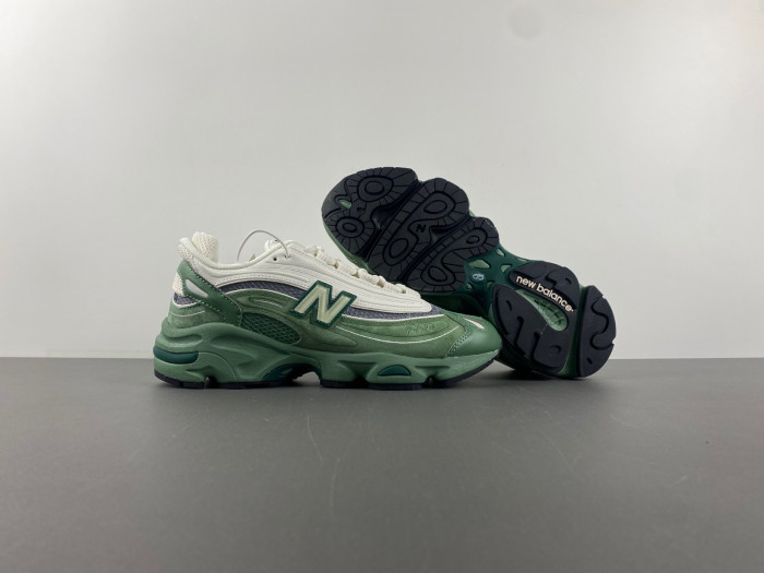 New Balance 1000 Green Grey M1000WA