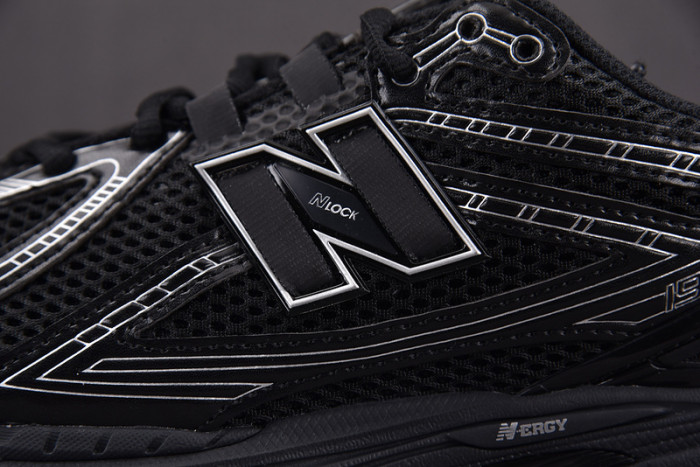 New Balance 1906R Black Grey M1906RCH