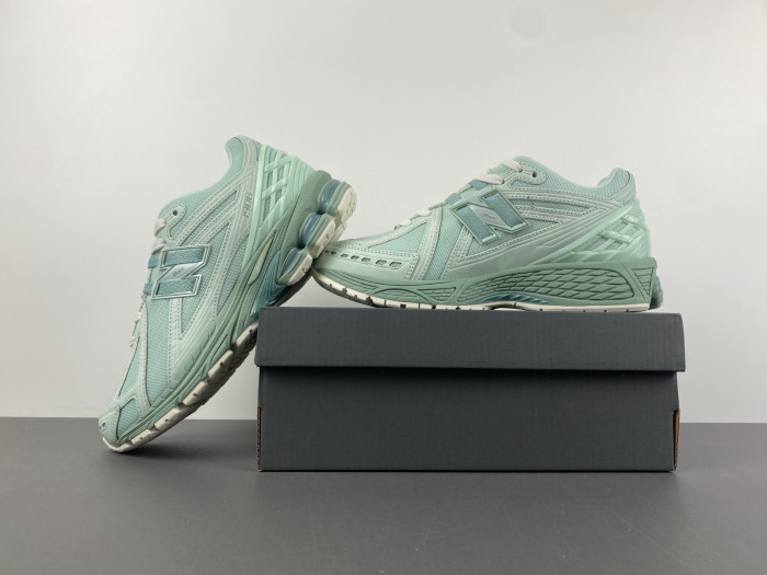 New Balance 1906R Jade Green M1906RZC