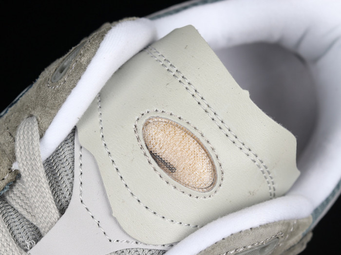 New Balance 2002R Protection Pack Mirage Grey M2002RDD