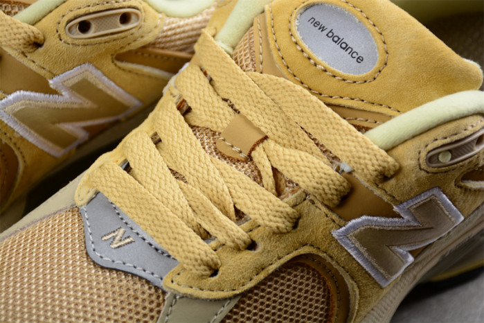 New Balance 2002R AURALEE Yellow Beige M2002RE1