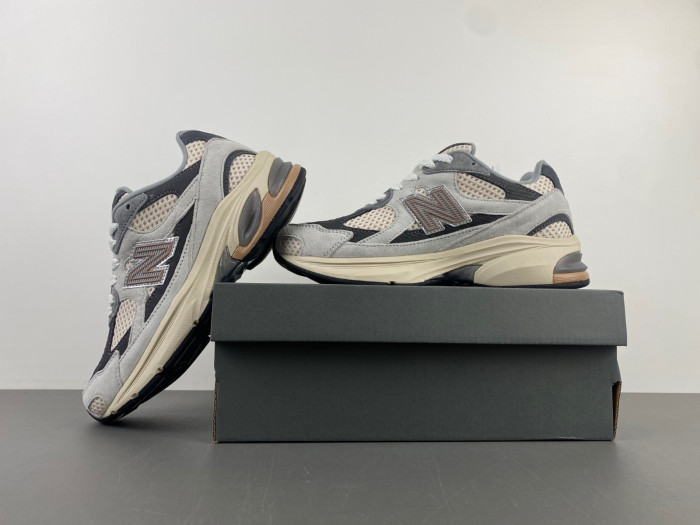 New Balance 9060 grey