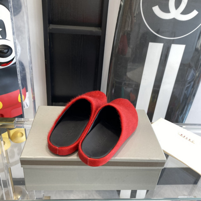 MARNI Fussbett Sabot Loafers
