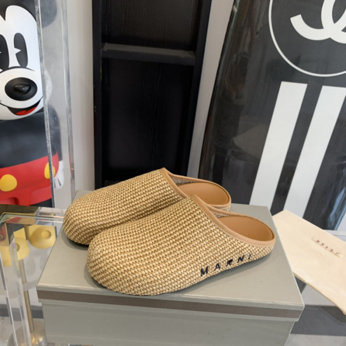 MARNI Fussbett Sabot Loafers